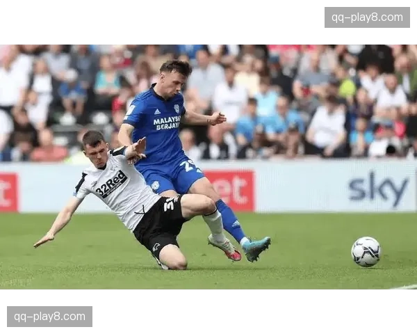 伍德头球转化效率突出 诺丁汉森林中锋落点预判能力强